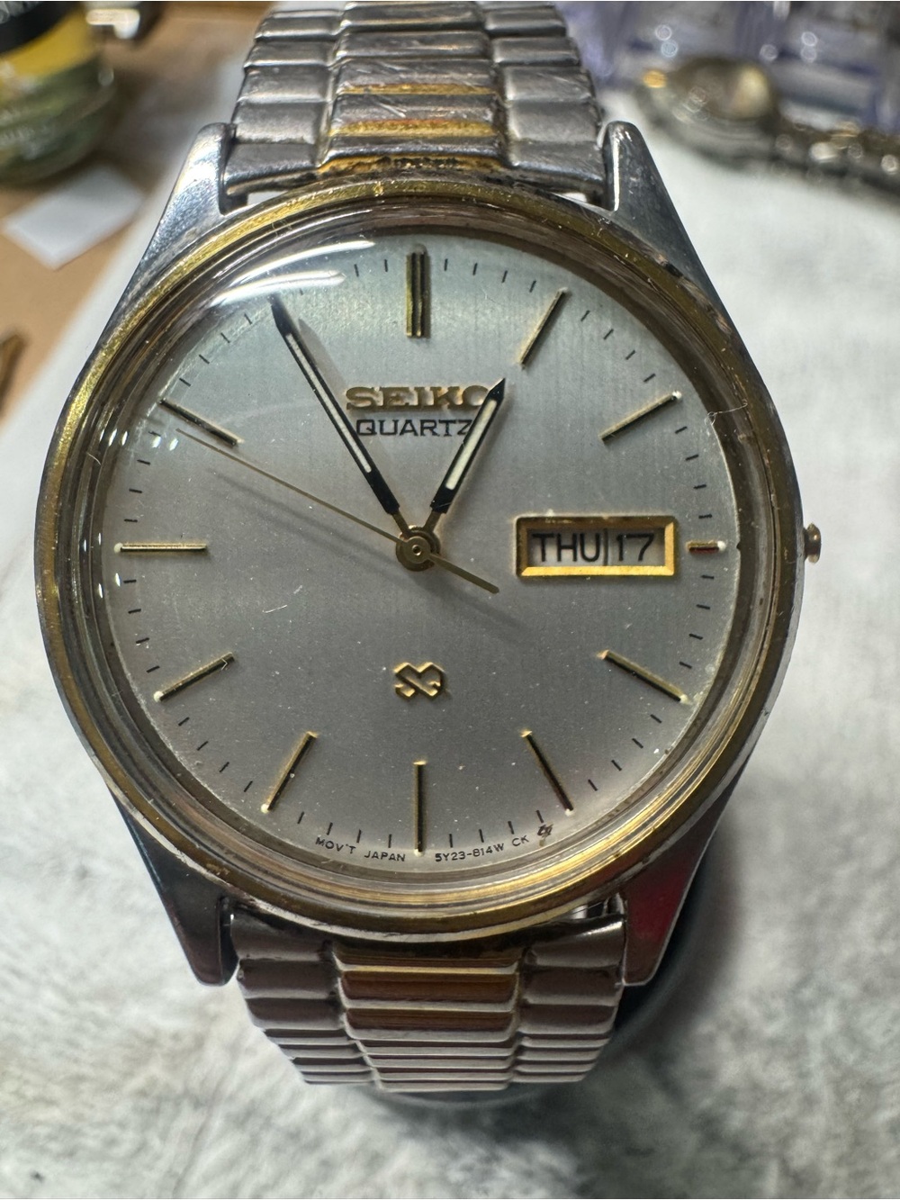 Seiko Two-Tone Silver and Gold Men's Quartz Watch with Day-Date
